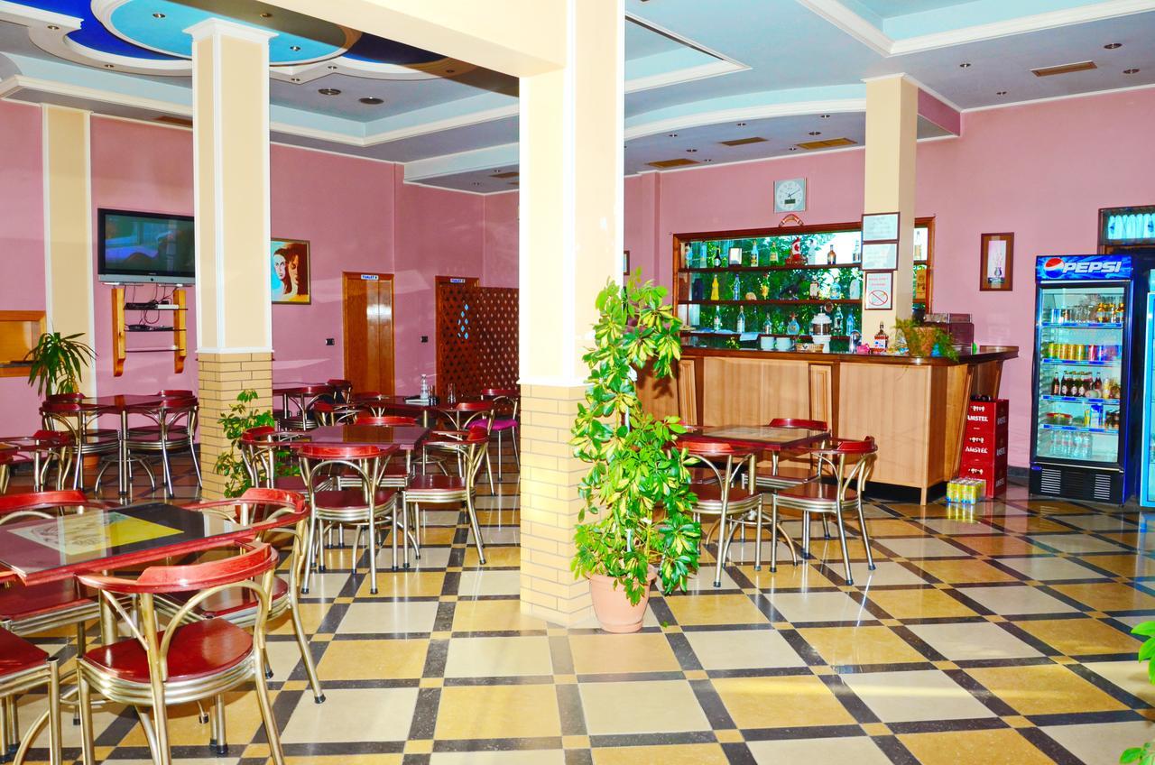 Hotel Gjeli Fier Exterior foto